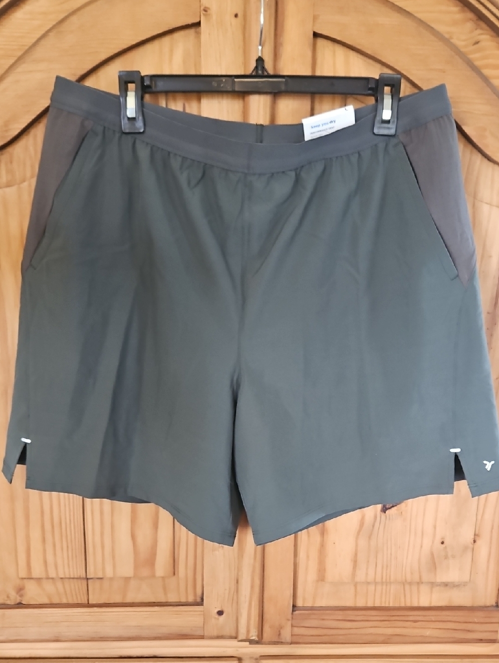 Old Navy Men's Olive Green Athletic Shorts with Dark Gray Panels